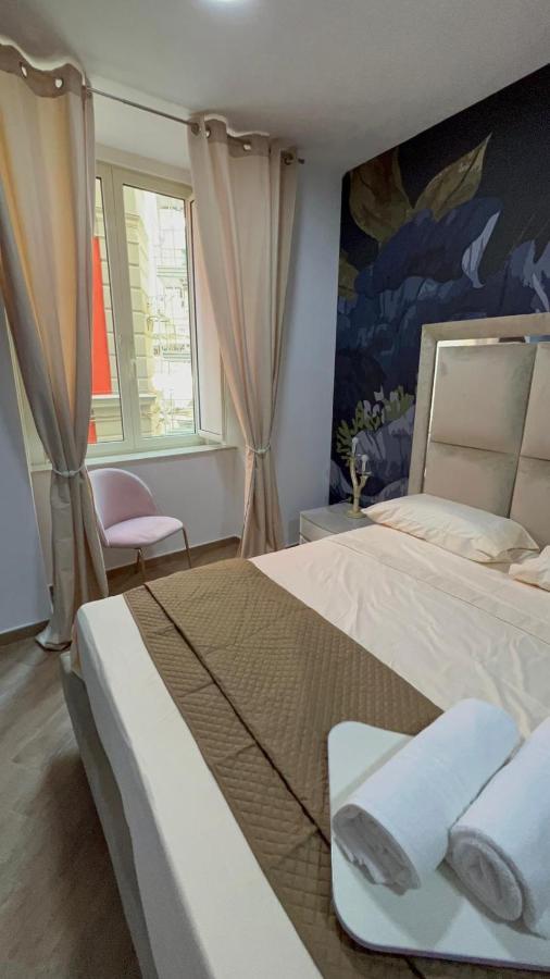 Bed and Breakfast In Piazzetta Neapel Exterior foto