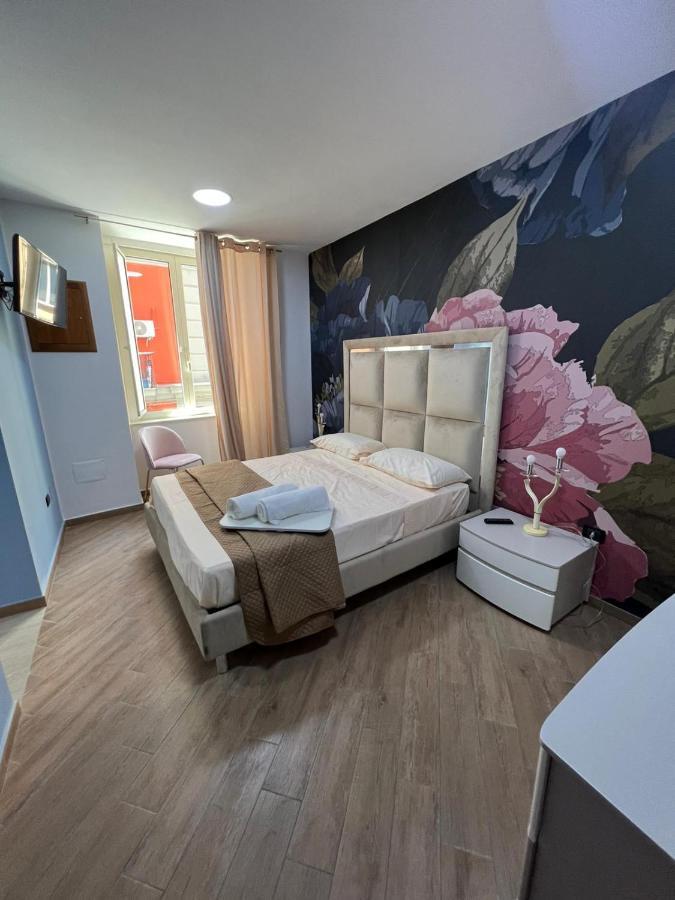 Bed and Breakfast In Piazzetta Neapel Exterior foto