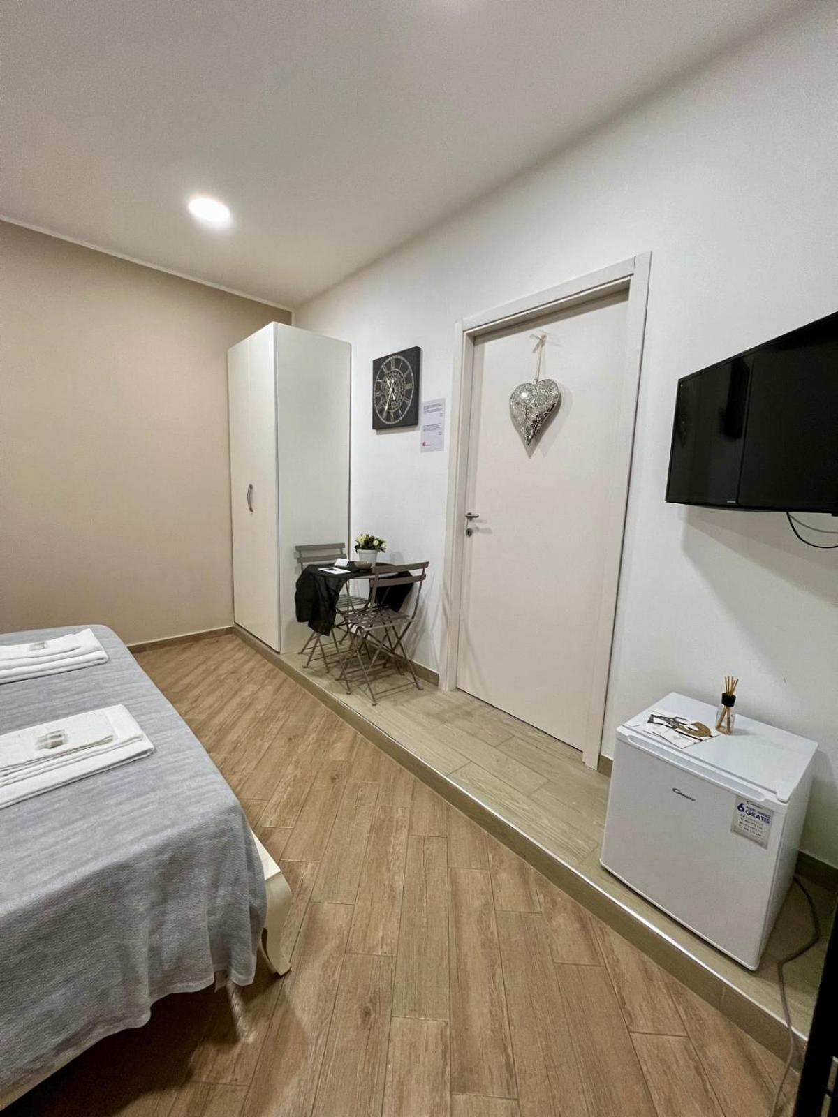 Bed and Breakfast In Piazzetta Neapel Exterior foto